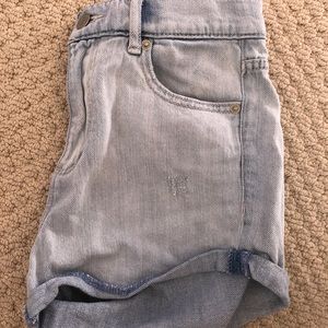Garage Light Wash Mom Denim Shorts